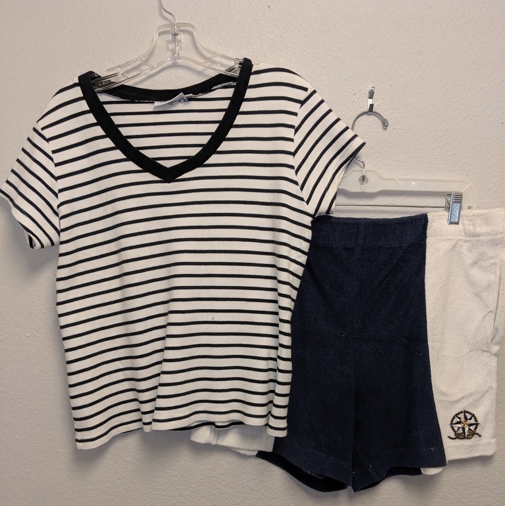 Cute comfy shorts and Yessica top